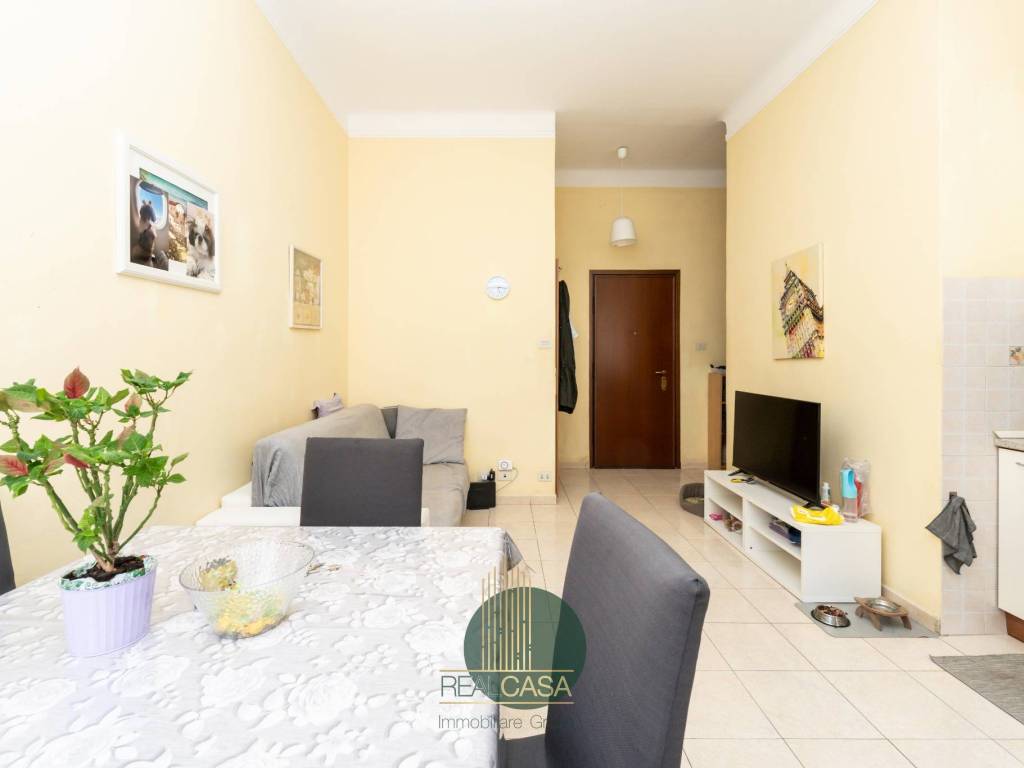 appartamento in vendita a Milano in zona Solari