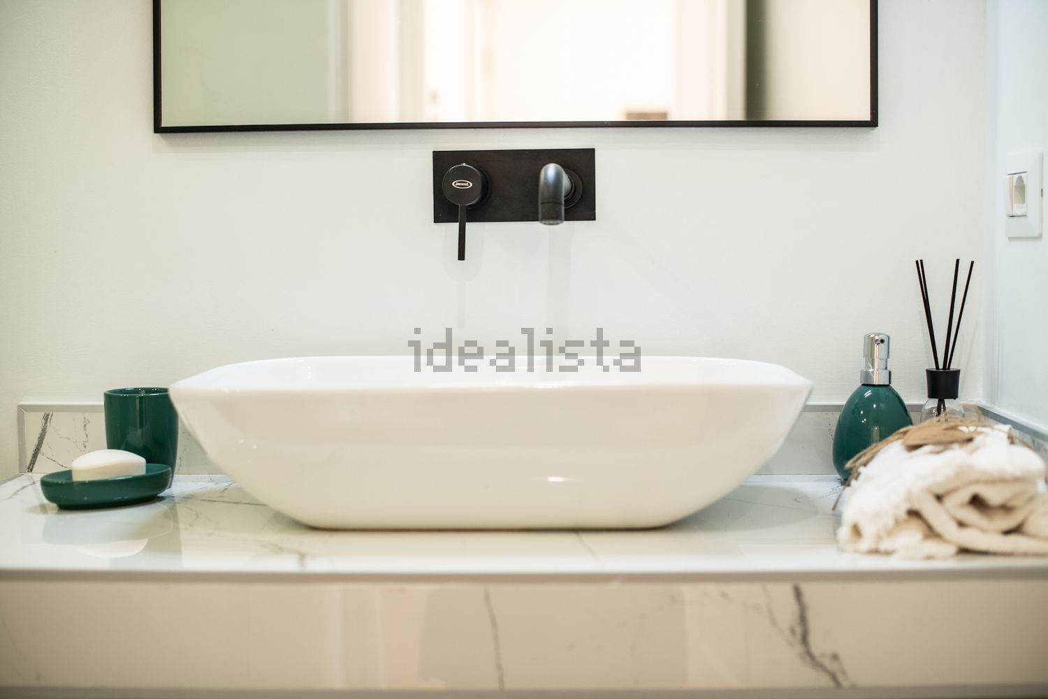 appartamento in vendita a Milano in zona Maggiolina