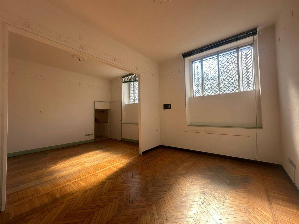 appartamento in vendita a Milano in zona Sempione