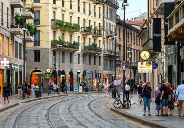 negozio in vendita a Milano