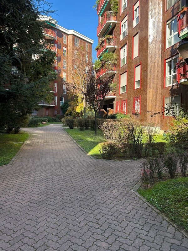 appartamento in vendita a Milano in zona Città Studi