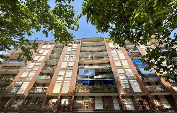 appartamento in vendita a Milano in zona Corvetto