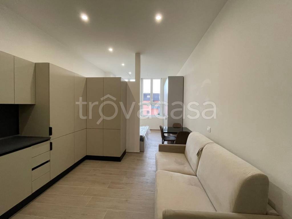 appartamento in vendita a Milano in zona Forlanini