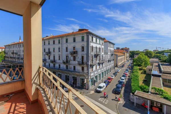 appartamento in vendita a Milano in zona Cinque Giornate