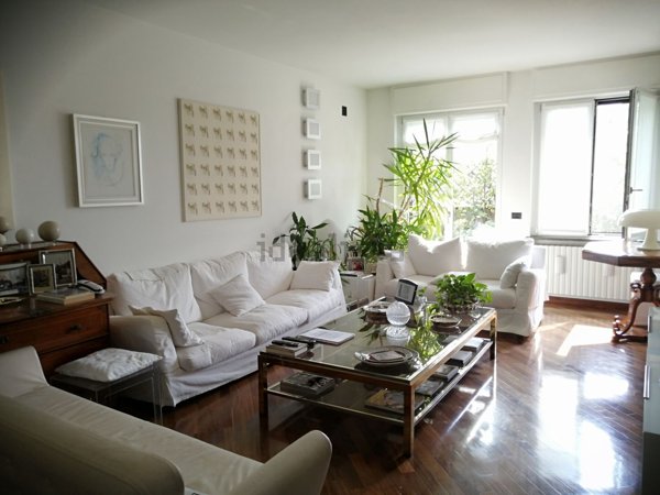 appartamento in vendita a Milano in zona Piazzale Lodi