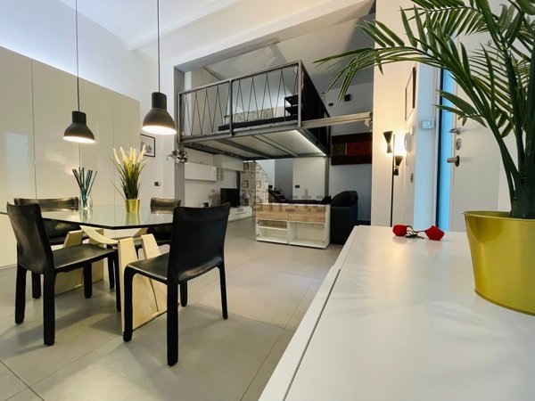 appartamento in vendita a Milano in zona Loreto