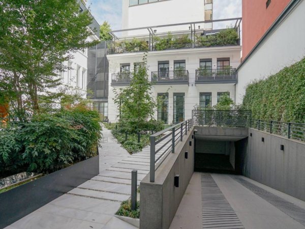 appartamento in vendita a Milano in zona Sempione