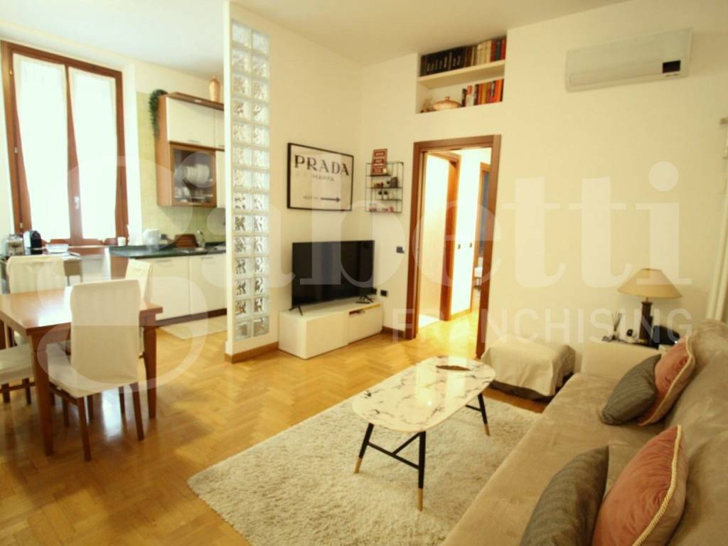 appartamento in vendita a Milano