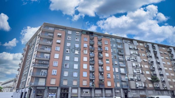 appartamento in vendita a Milano in zona Loreto