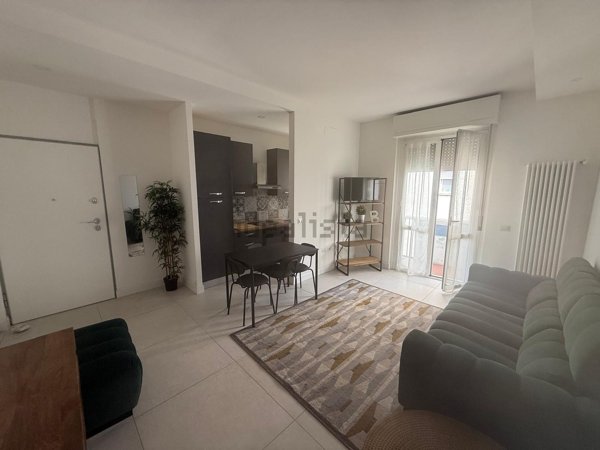 appartamento in vendita a Milano in zona Crescenzago