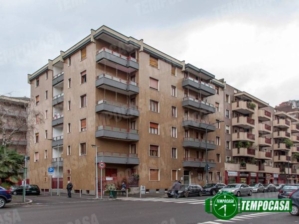 appartamento in vendita a Milano in zona Niguarda