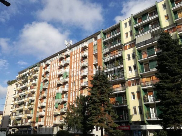 appartamento in vendita a Milano in zona Vigentino