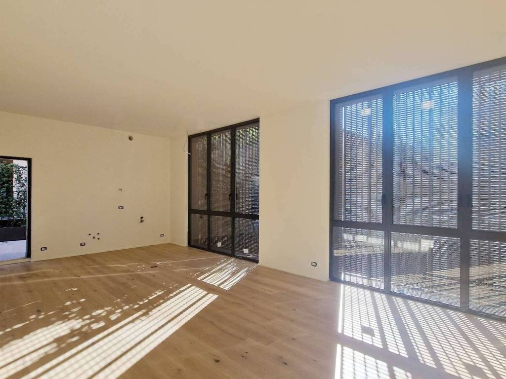 appartamento in vendita a Milano in zona Isola
