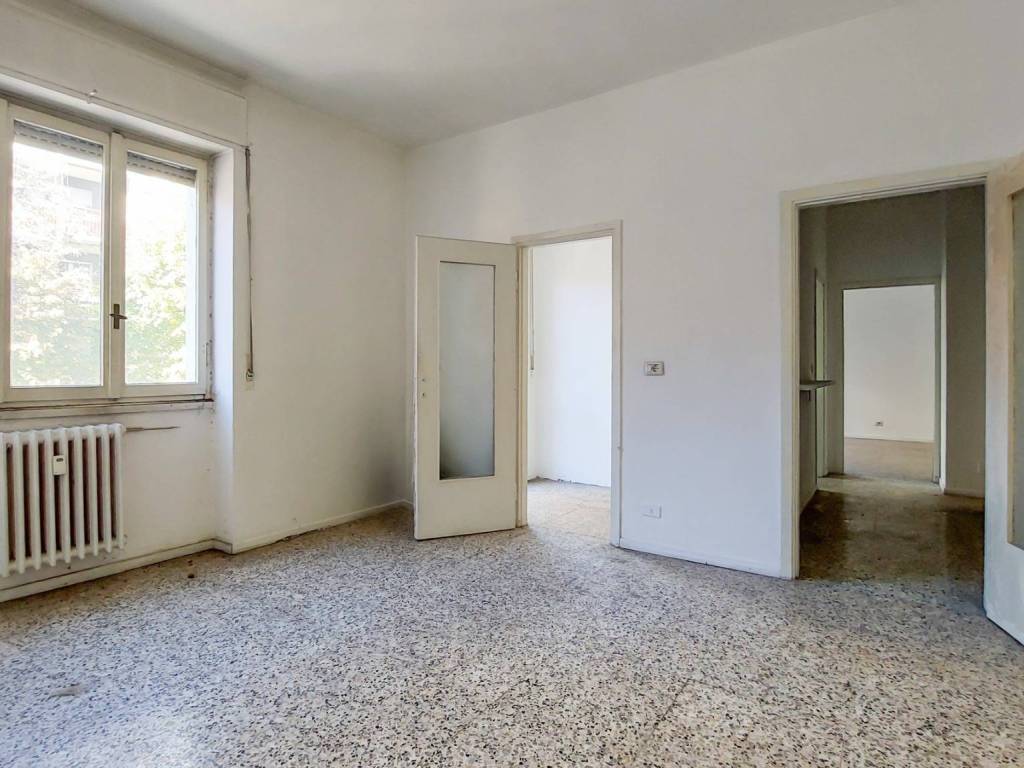 appartamento in vendita a Milano in zona Barona