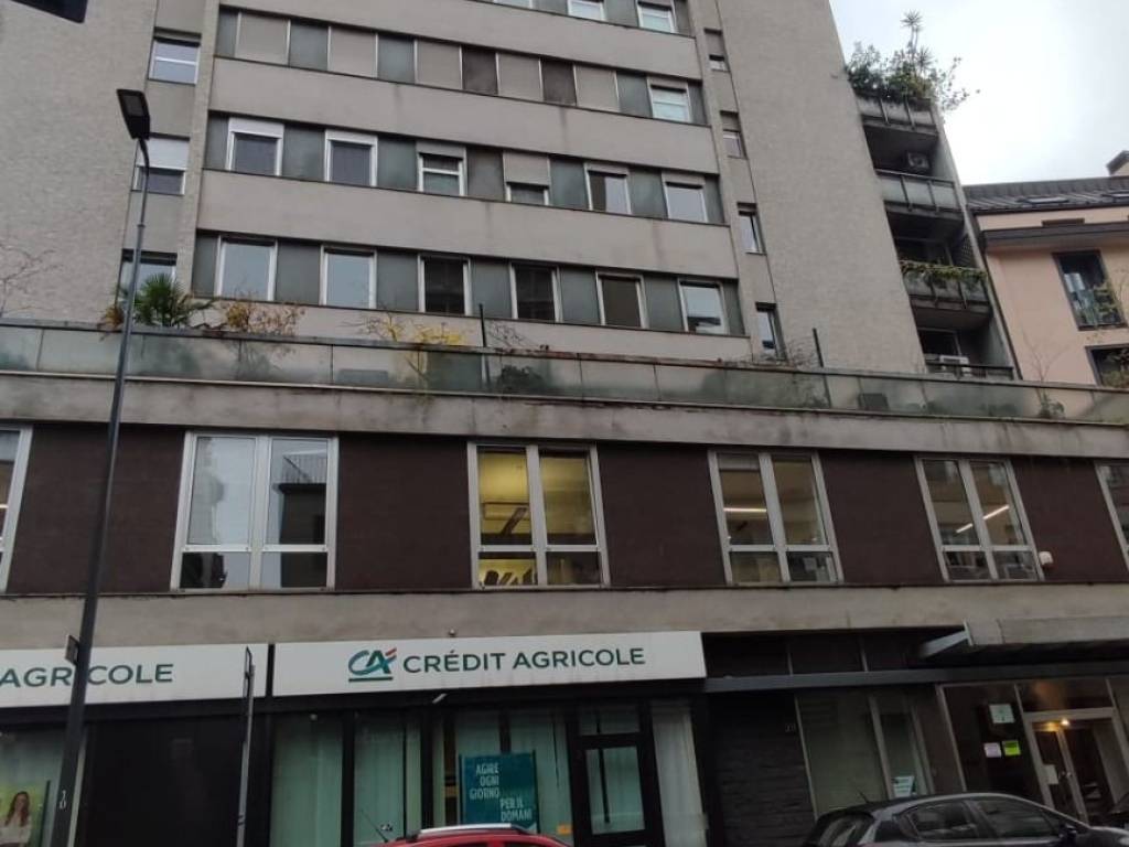 ufficio in vendita a Milano in zona Centro Direzionale