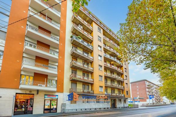 appartamento in vendita a Milano in zona Porta Ticinese