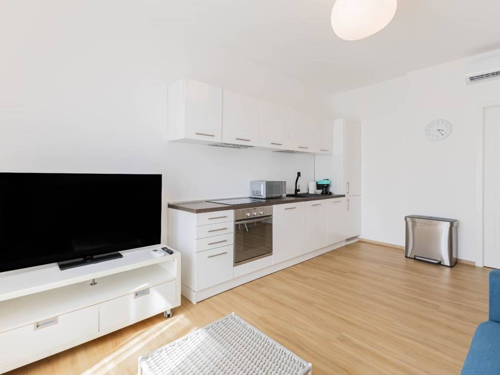 appartamento in vendita a Milano in zona Lorenteggio