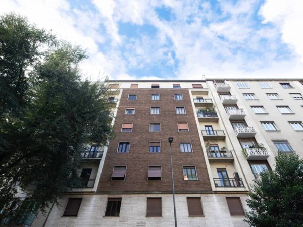 appartamento in vendita a Milano in zona Bocconi