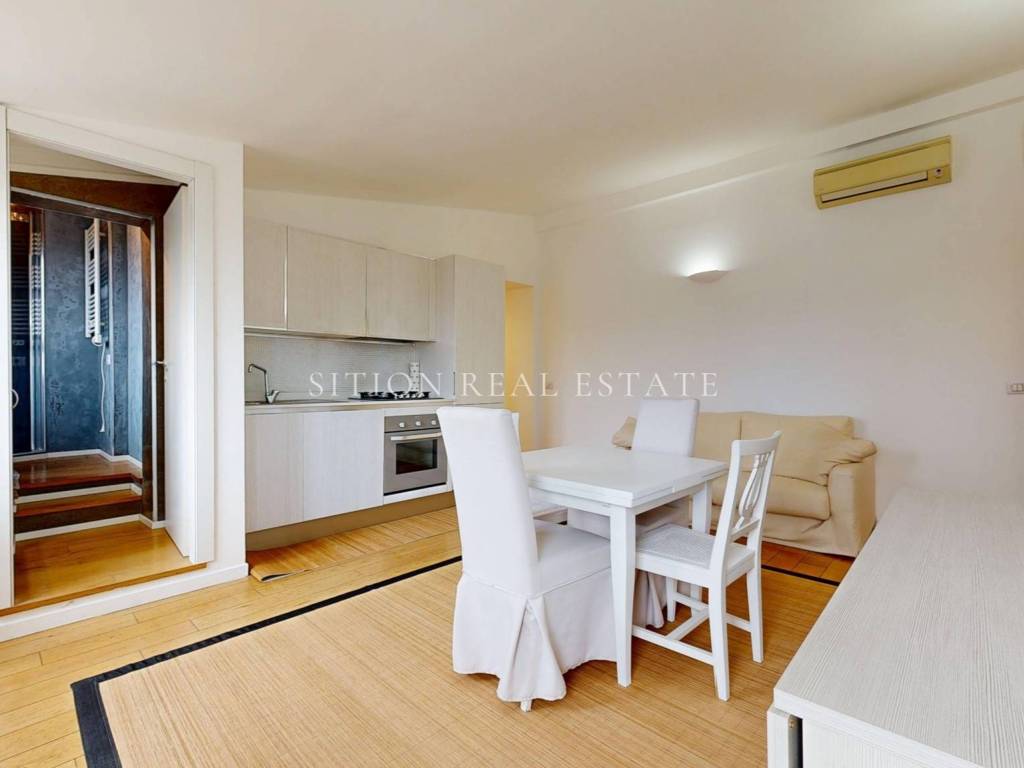 appartamento in vendita a Milano in zona Porta Vittoria