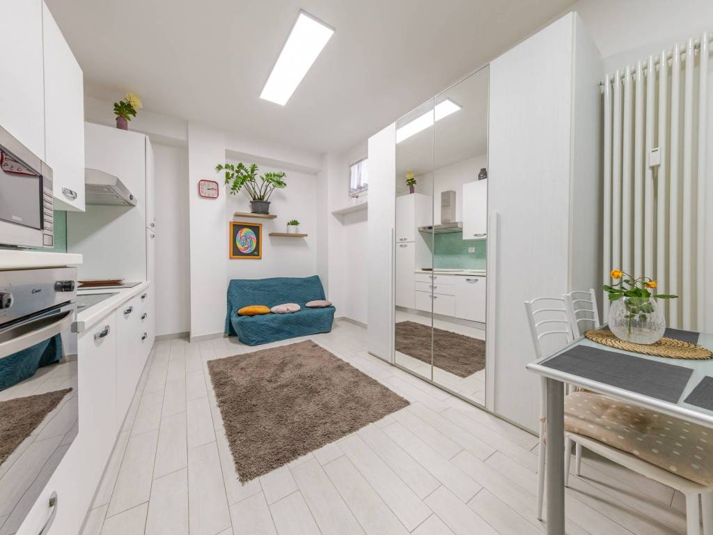 appartamento in vendita a Milano in zona Ortica