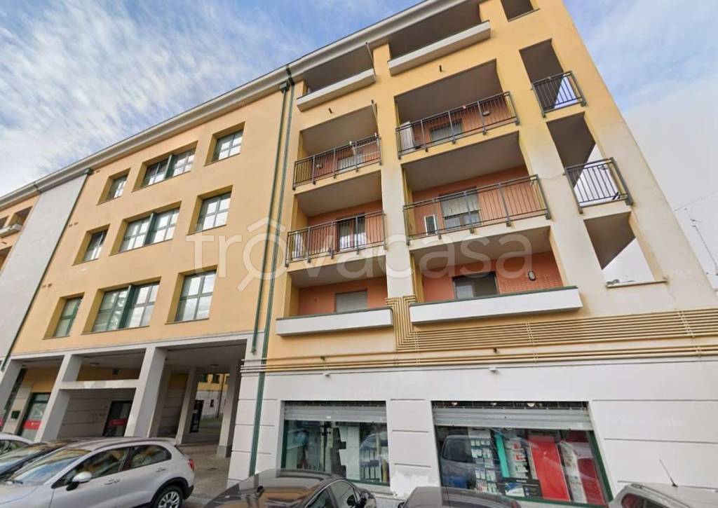 appartamento in vendita a Milano in zona Ponte Lambro