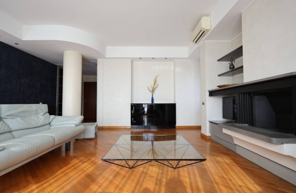 appartamento in vendita a Milano in zona Gallaratese