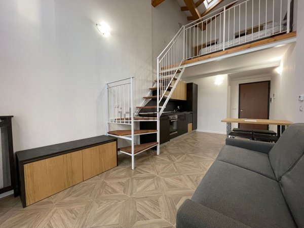 appartamento in vendita a Milano in zona Vigentino