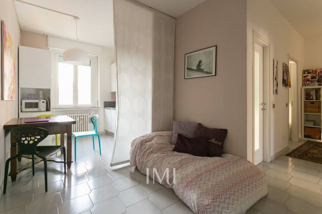 appartamento in vendita a Milano in zona Bocconi