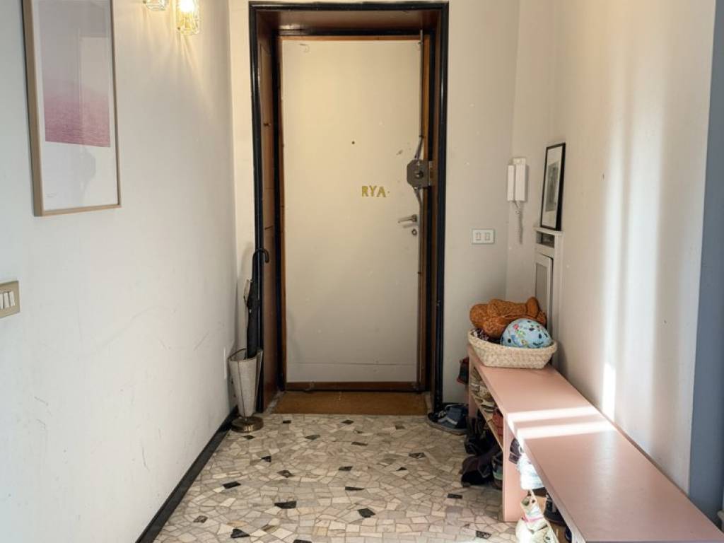 appartamento in vendita a Milano in zona Sempione