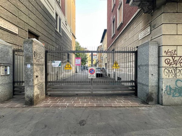 negozio in vendita a Milano