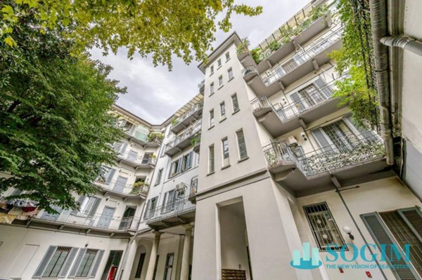 appartamento in vendita a Milano in zona Isola