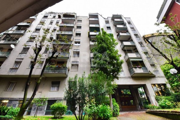 appartamento in vendita a Milano in zona Città Studi