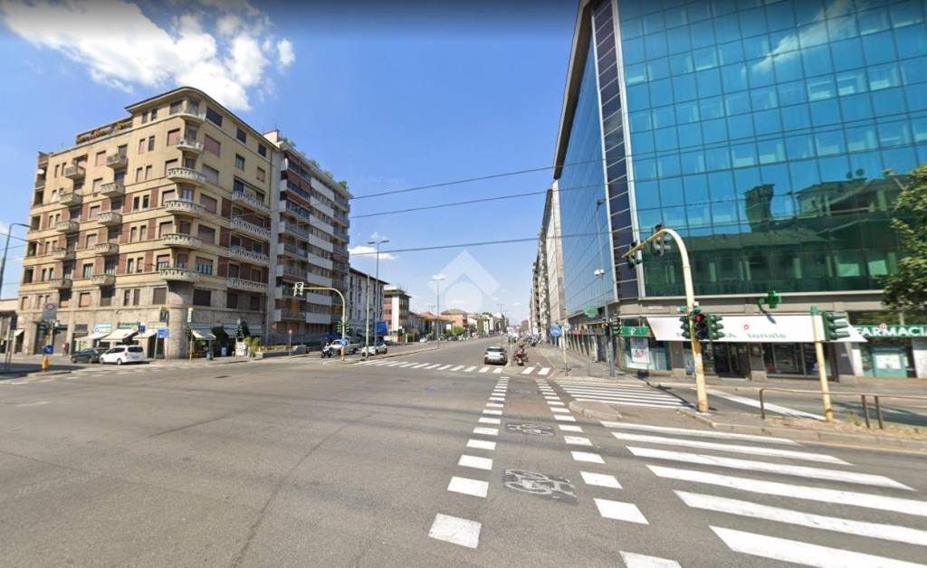 ufficio in vendita a Milano in zona Isola