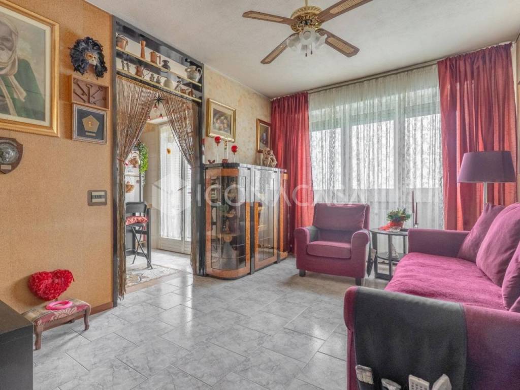 appartamento in vendita a Milano in zona Corvetto