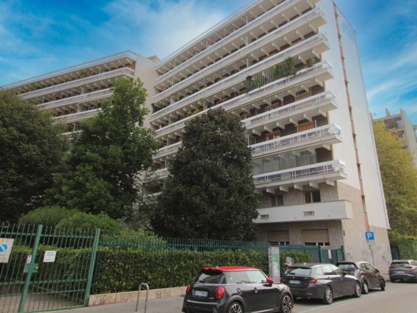 appartamento in vendita a Milano in zona Maggiolina