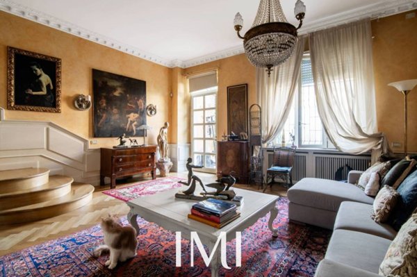 casa indipendente in vendita a Milano