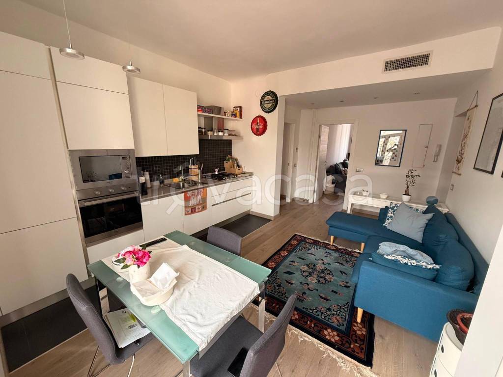 appartamento in vendita a Milano in zona Città Studi