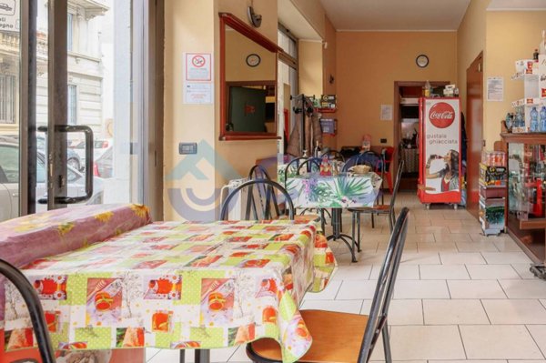 negozio in vendita a Milano in zona Città Studi