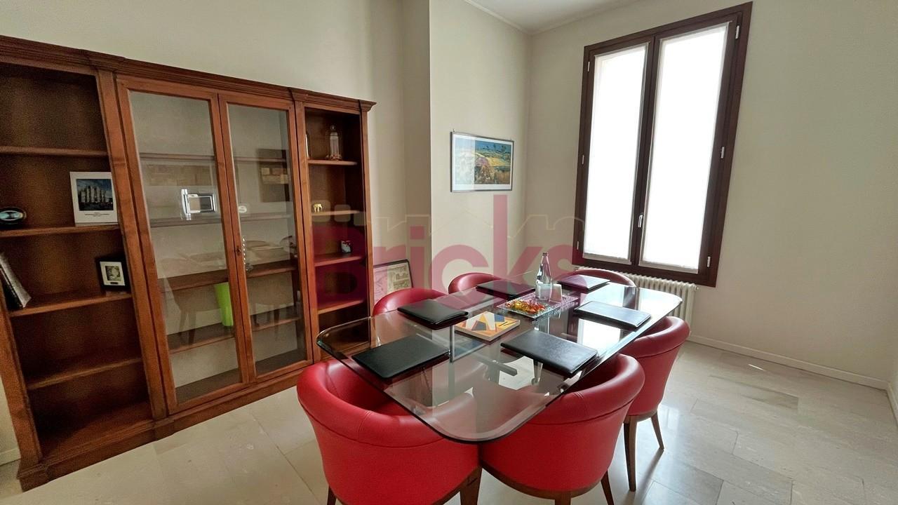 ufficio in vendita a Milano