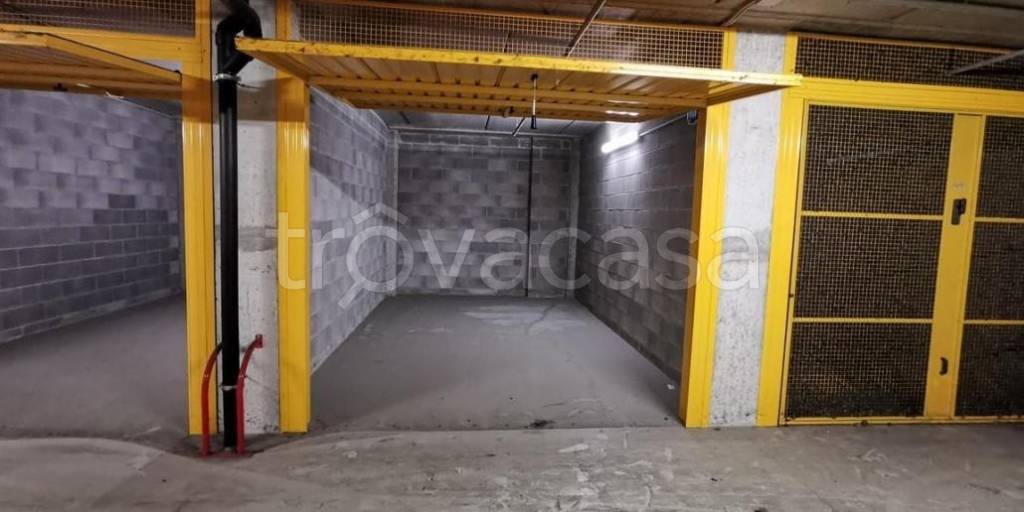 appartamento in vendita a Milano in zona Dergano