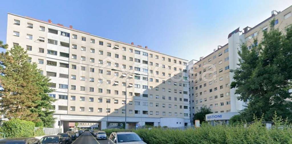 appartamento in vendita a Milano in zona Quarto Cagnino