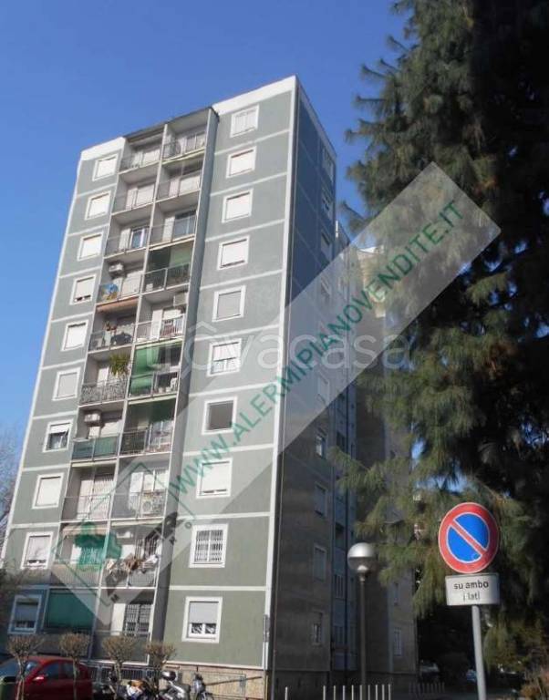 appartamento in vendita a Milano in zona Affori