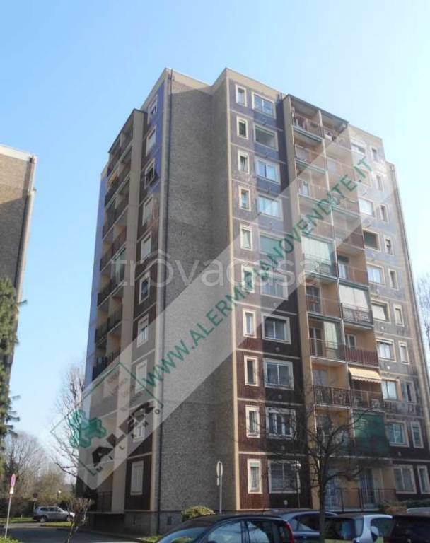 appartamento in vendita a Milano in zona Affori