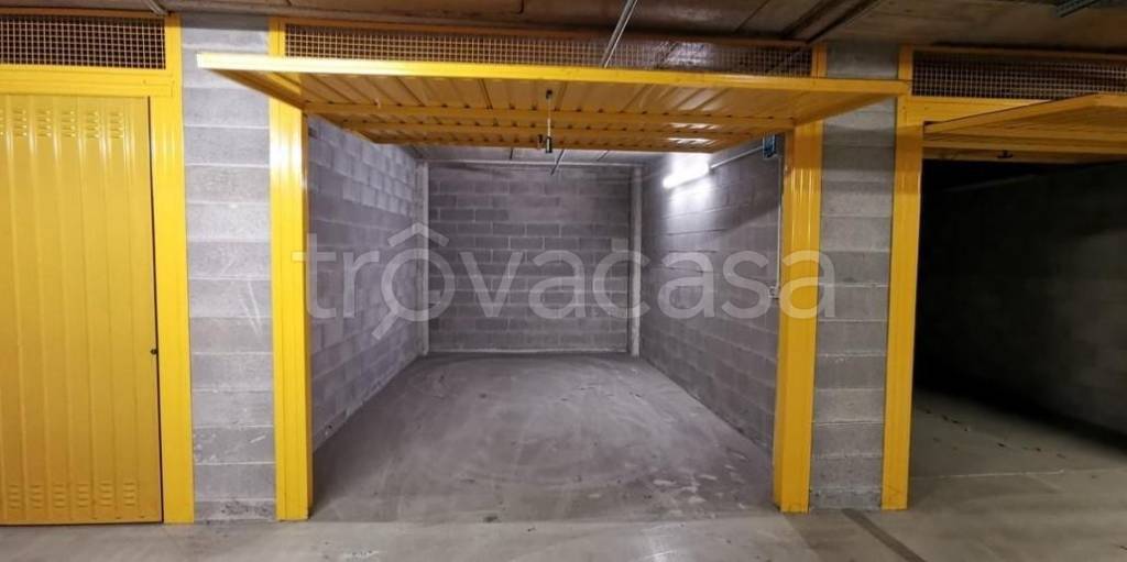 appartamento in vendita a Milano in zona Dergano