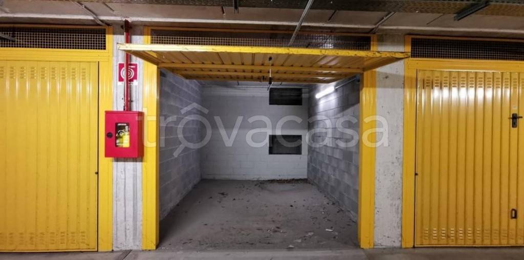 appartamento in vendita a Milano in zona Dergano