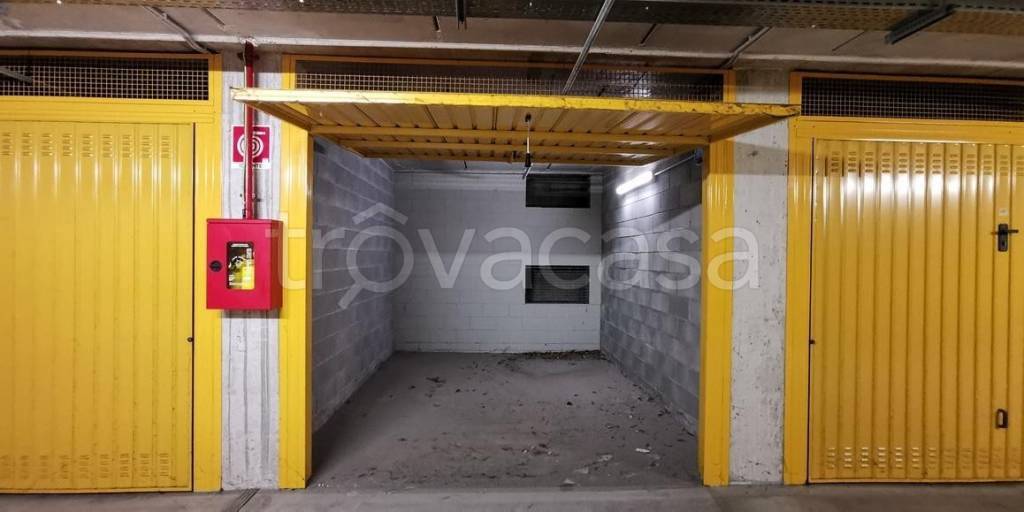 terreno edificabile in vendita a Milano in zona Dergano