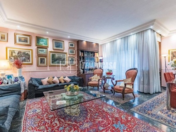 appartamento in vendita a Milano in zona Isola