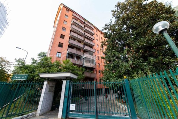 appartamento in vendita a Milano in zona Bovisa