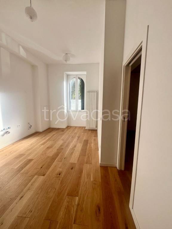 appartamento in vendita a Milano in zona Sempione