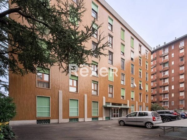 appartamento in vendita a Milano in zona Feltre